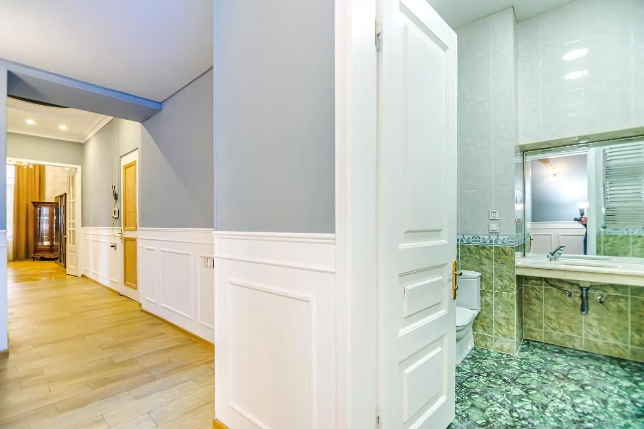 Apartment 5 Room Deluxe Baku Azerbaijan