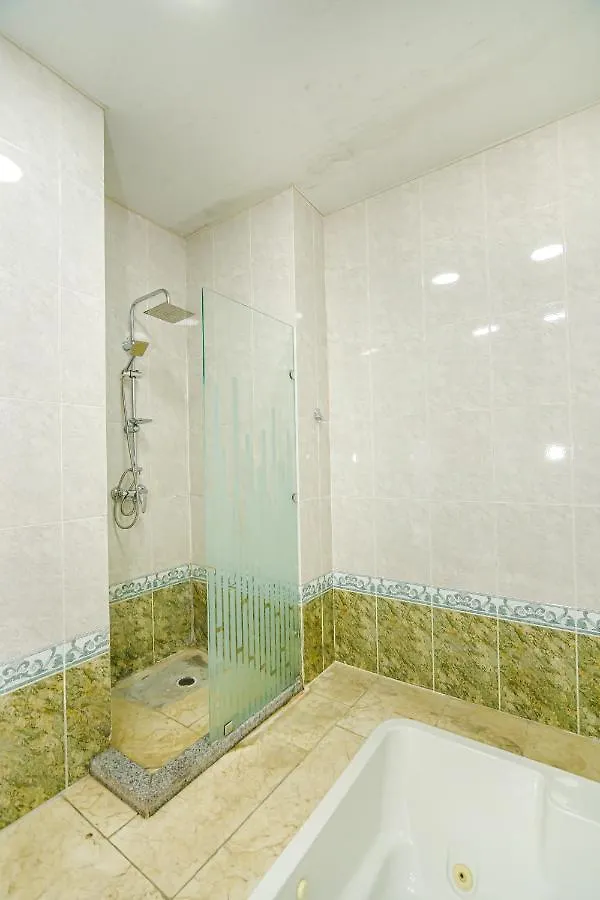 Apartment 5 Room Deluxe Baku