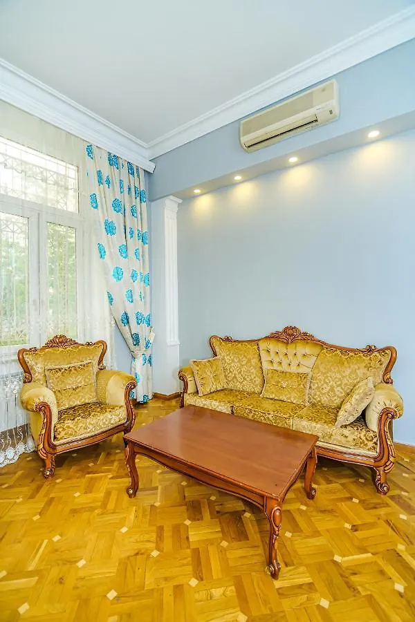 Apartment 5 Room Deluxe Baku