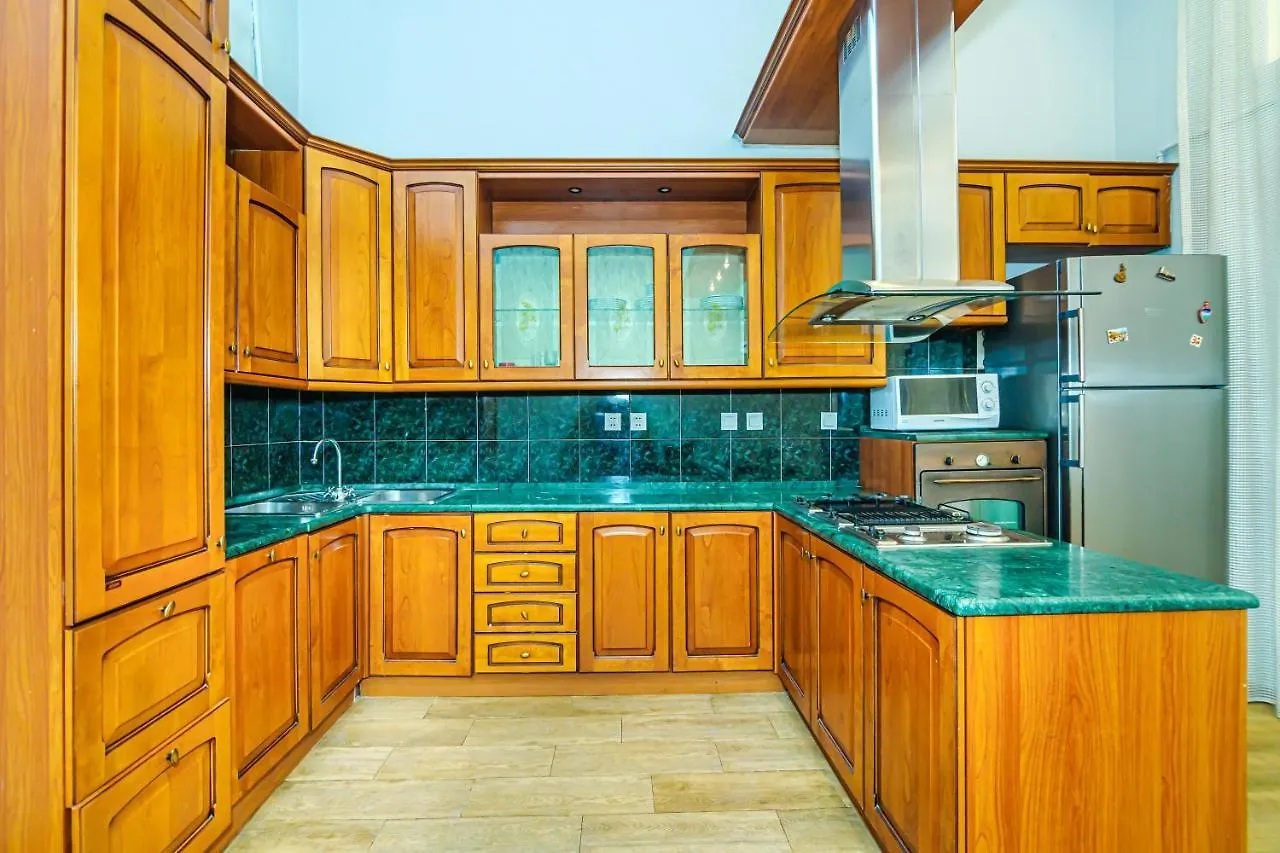 Apartment 5 Room Deluxe Baku Azerbaijan