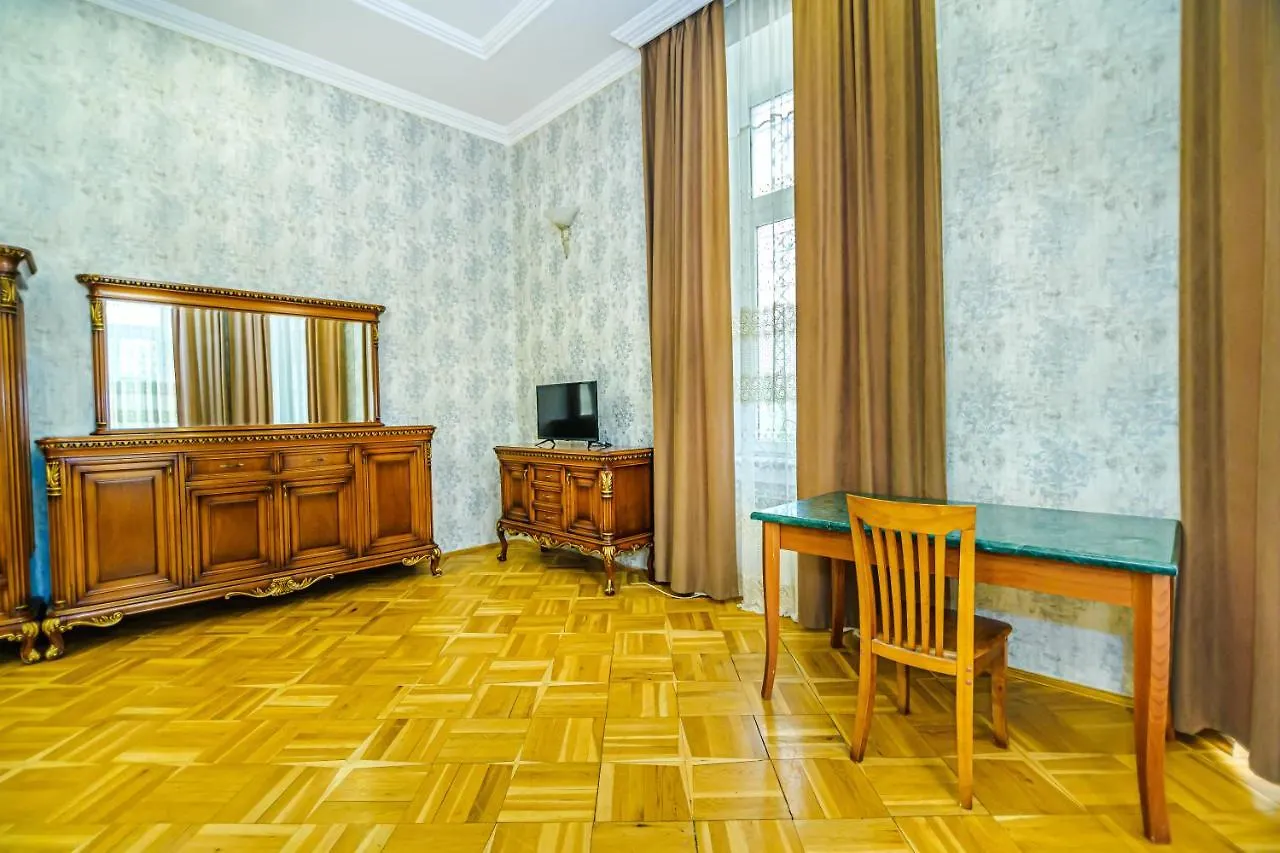 Apartment 5 Room Deluxe Baku