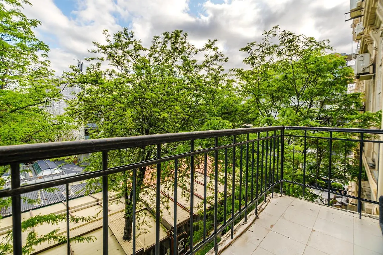 Apartment 5 Room Deluxe Baku